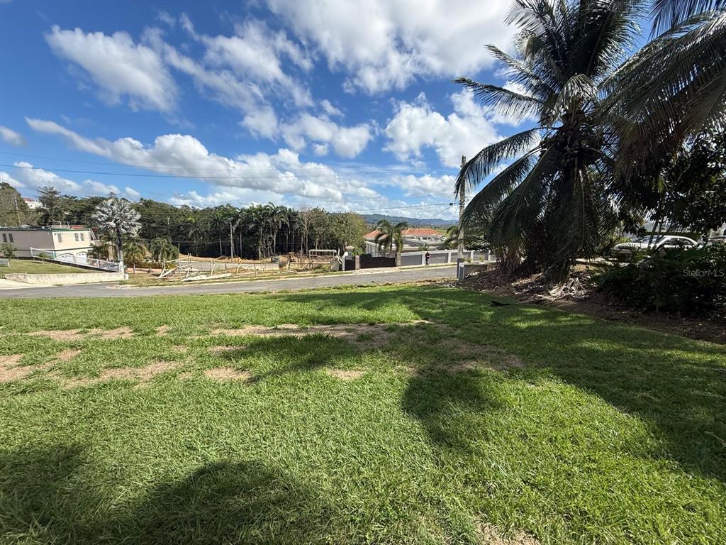 URB COLINAS DEL LAGO, AGUADA, PR — photo 3 of 8