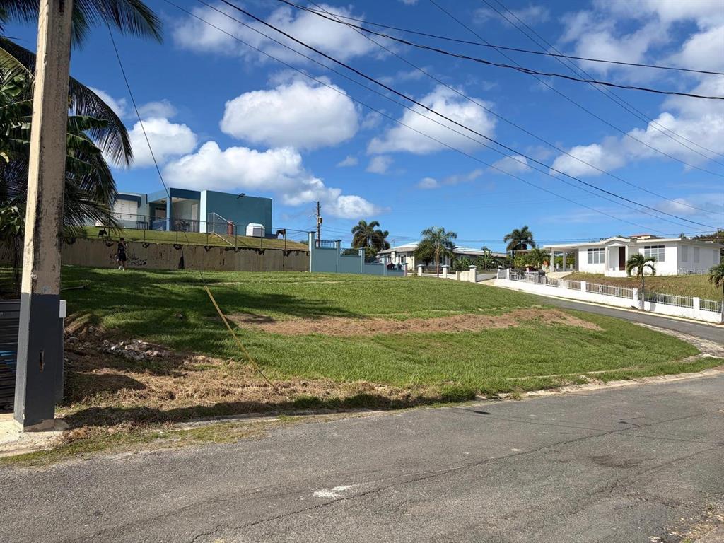 URB COLINAS DEL LAGO, AGUADA, PR — photo 5 of 8