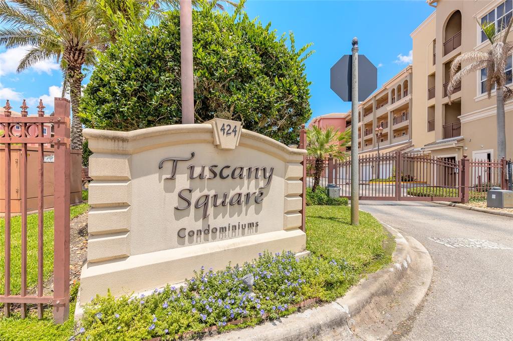 424 LUNA BELLA LANE UNIT 415