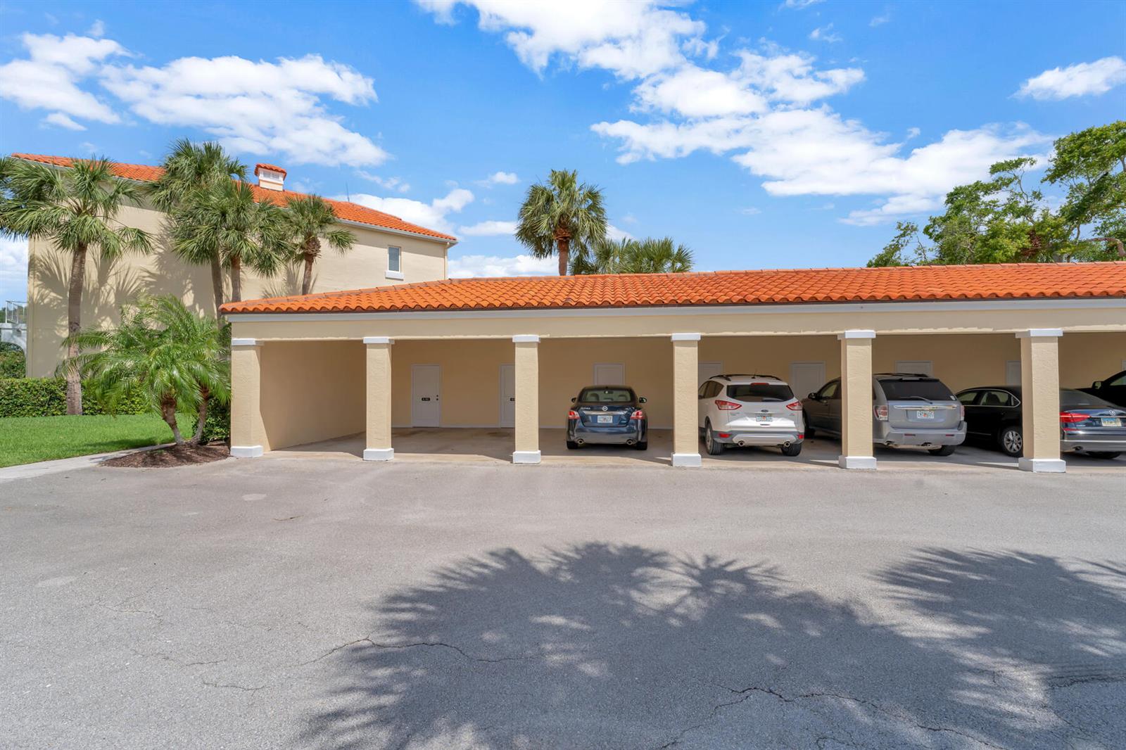 5075 Harmony Cir#302 06 05 23 (4 of 36) — VERO BEACH, FL