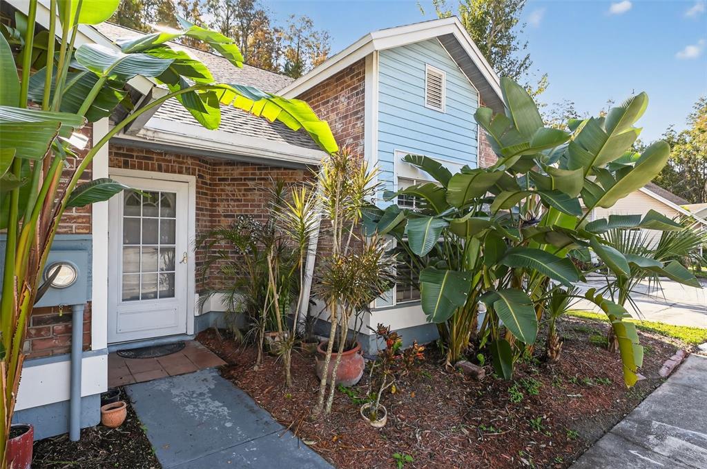 5812 RED CEDAR LANE