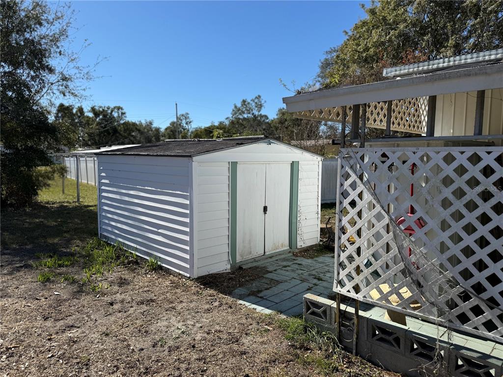 37402 HAMMOND DRIVE, ZEPHYRHILLS, FL — photo 2 of 10