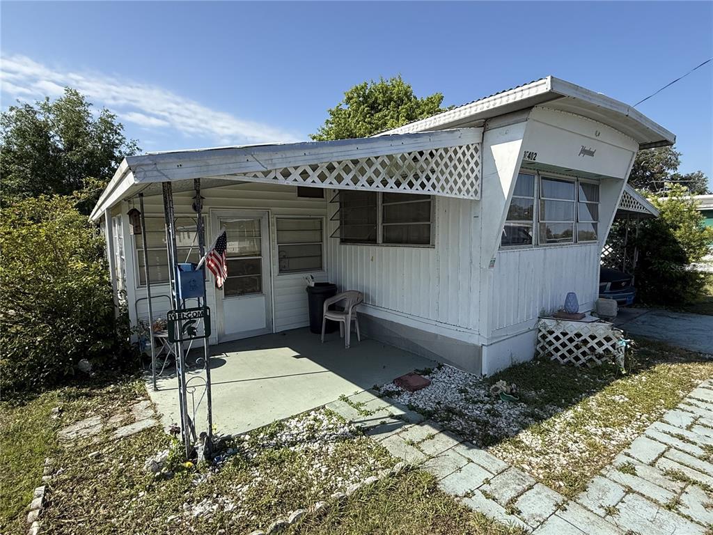 37402 HAMMOND DRIVE, ZEPHYRHILLS, FL — photo 4 of 10