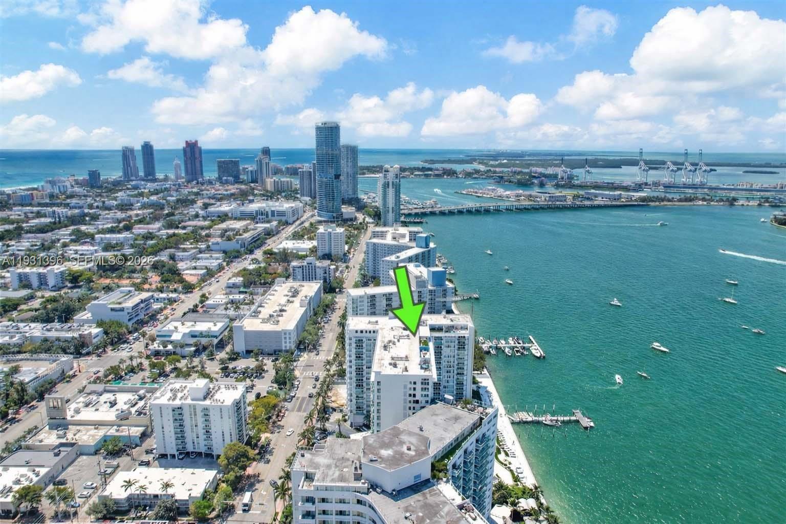 MIAMI BEACH, FL — photo 4 of 20