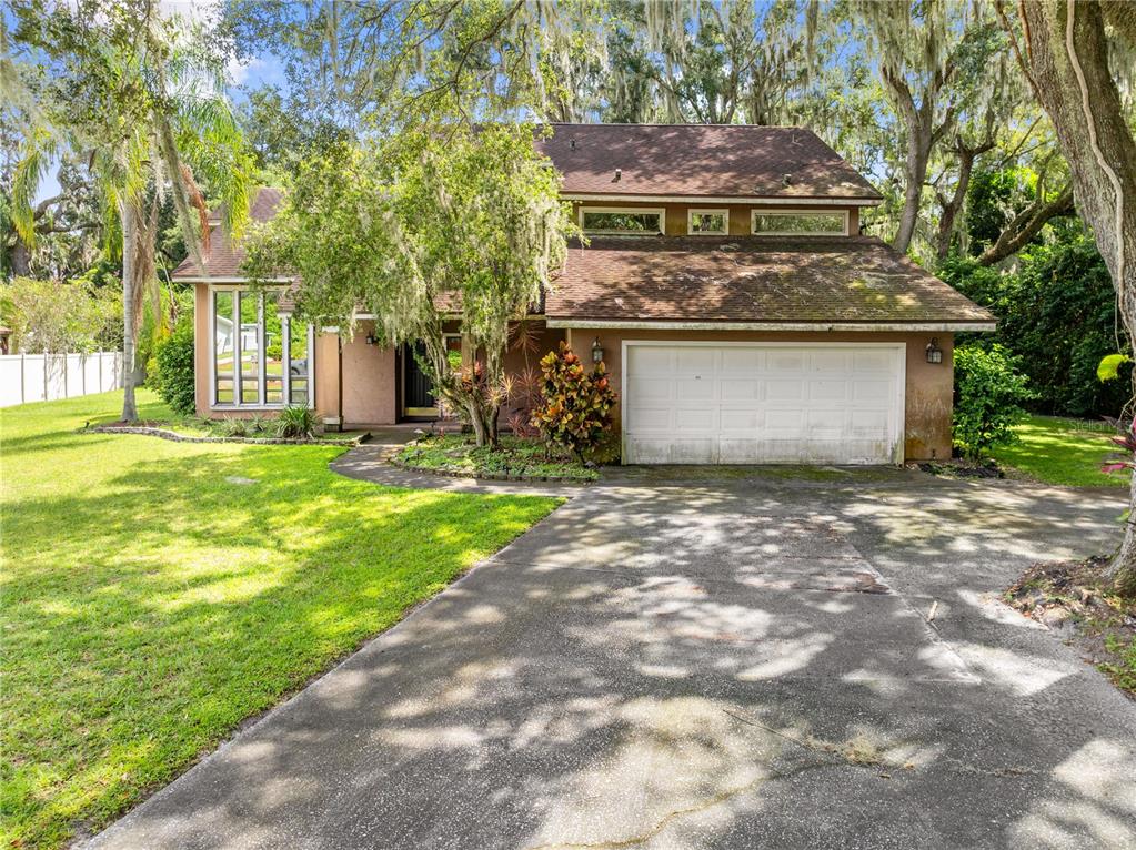 1870 KING EDWARD DRIVE