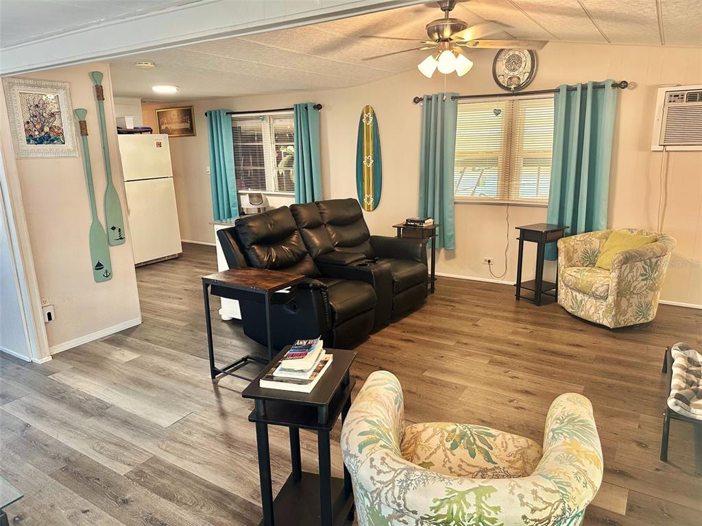 11157 102ND WAY UNIT 213, LARGO, FL — photo 3 of 17
