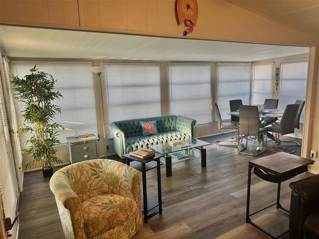 11157 102ND WAY UNIT 213, LARGO, FL — photo 4 of 17