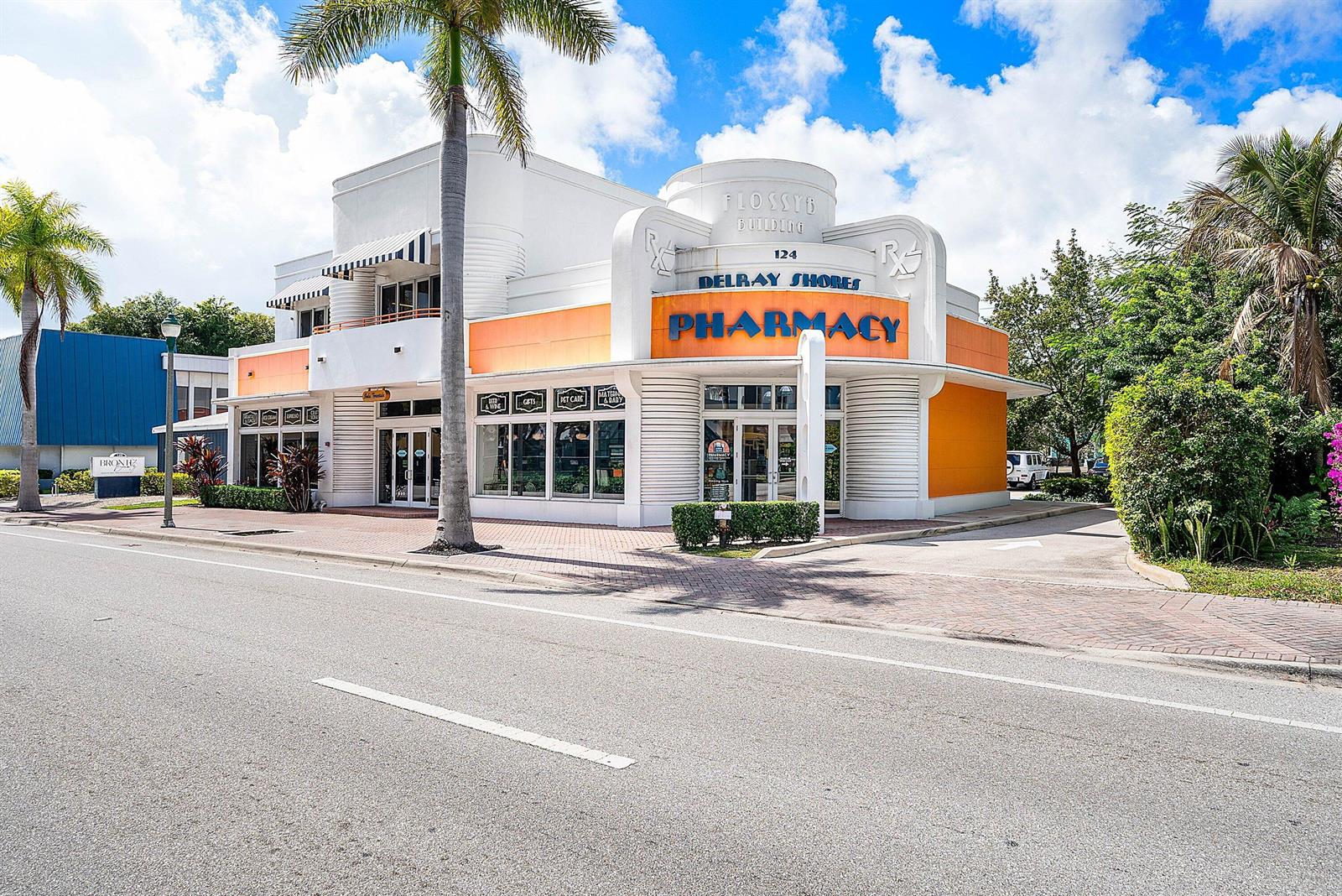 124 NE 5th Avenue, Delray Beach FL 33483