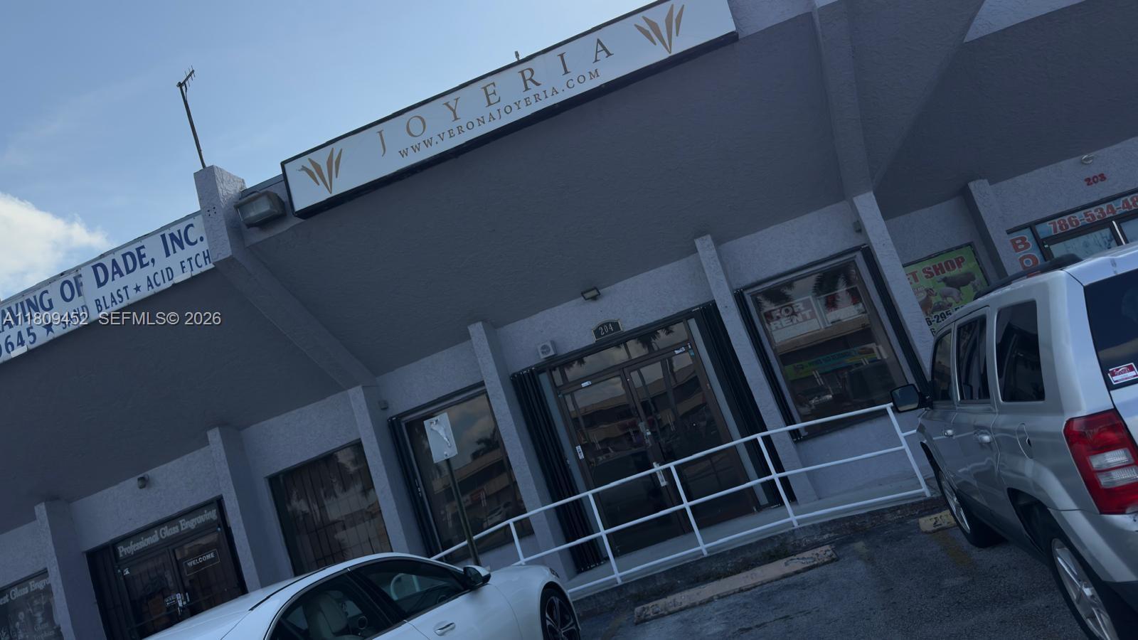 3960 W 16th Ave # 204, Hialeah FL 33012