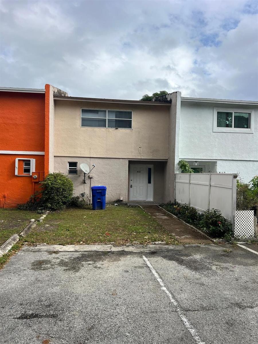 950 SW 74th Avenue # 950, North Lauderdale FL 33068