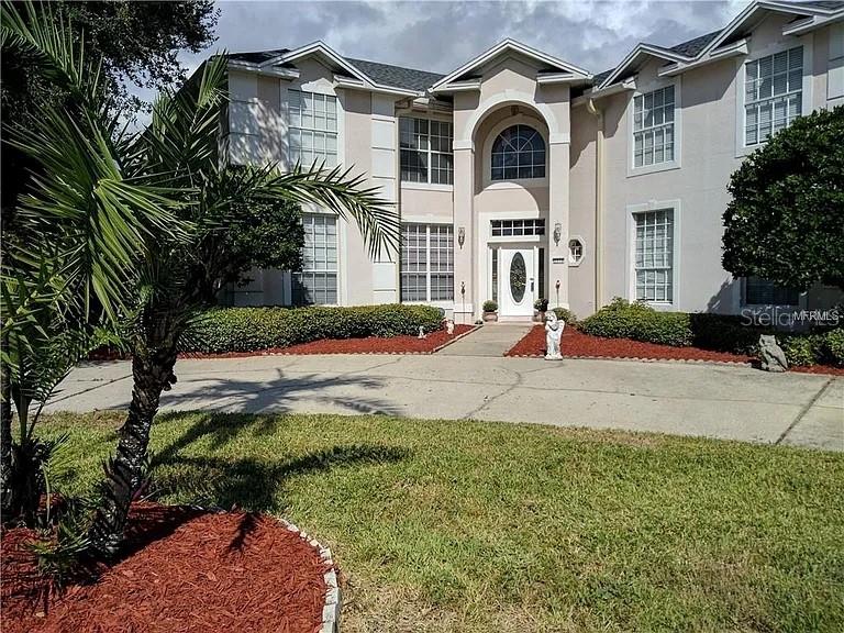 2270 BLOSSOMWOOD DRIVE