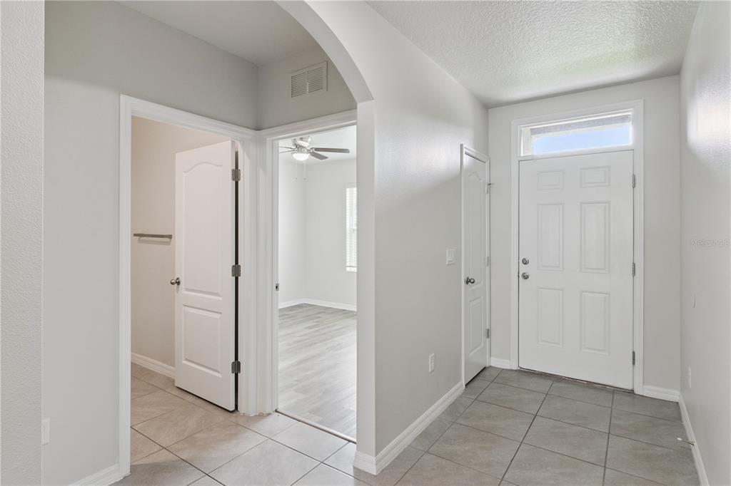 251 CALEB WAY, WINTER HAVEN, FL — photo 4 of 30