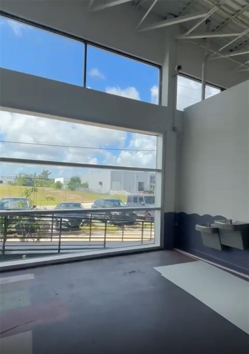 3400 NW 78th Ave, Doral FL 33122