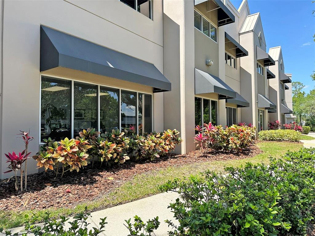 7802 KINGSPOINTE PARKWAY UNIT 210