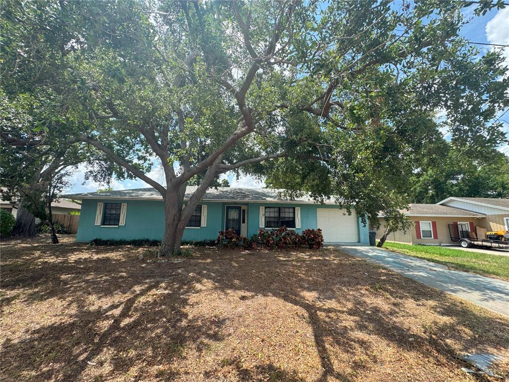4211 SUNNY LAND DRIVE