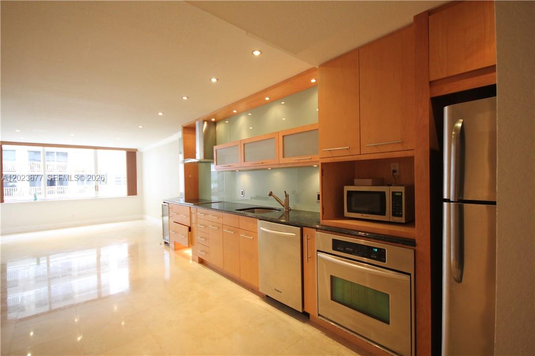 5401 Collins Ave # 339, Miami Beach FL 33140