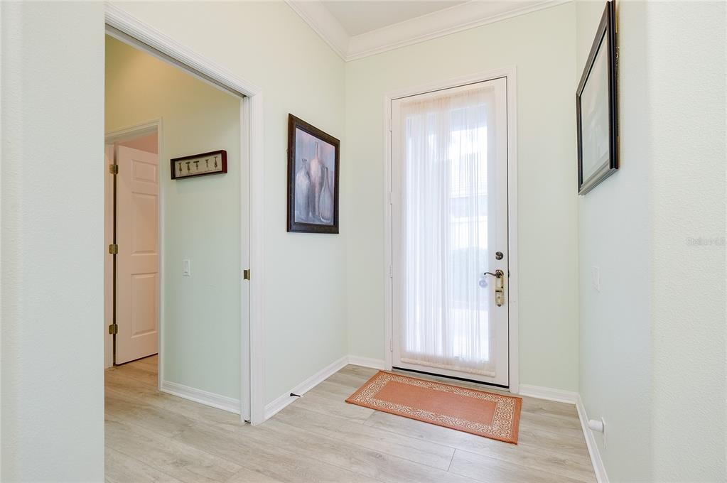 8639 54TH AVENUE CIRCLE E, BRADENTON, FL — photo 4 of 30