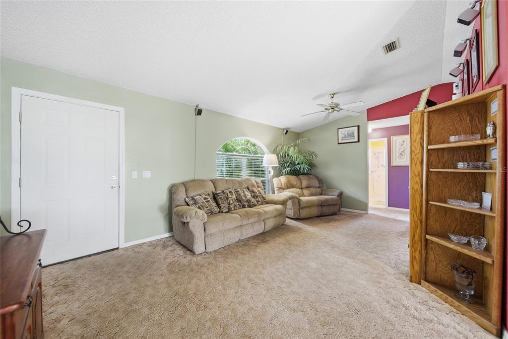 34067 EILER BOULEVARD, WEBSTER, FL — photo 3 of 17