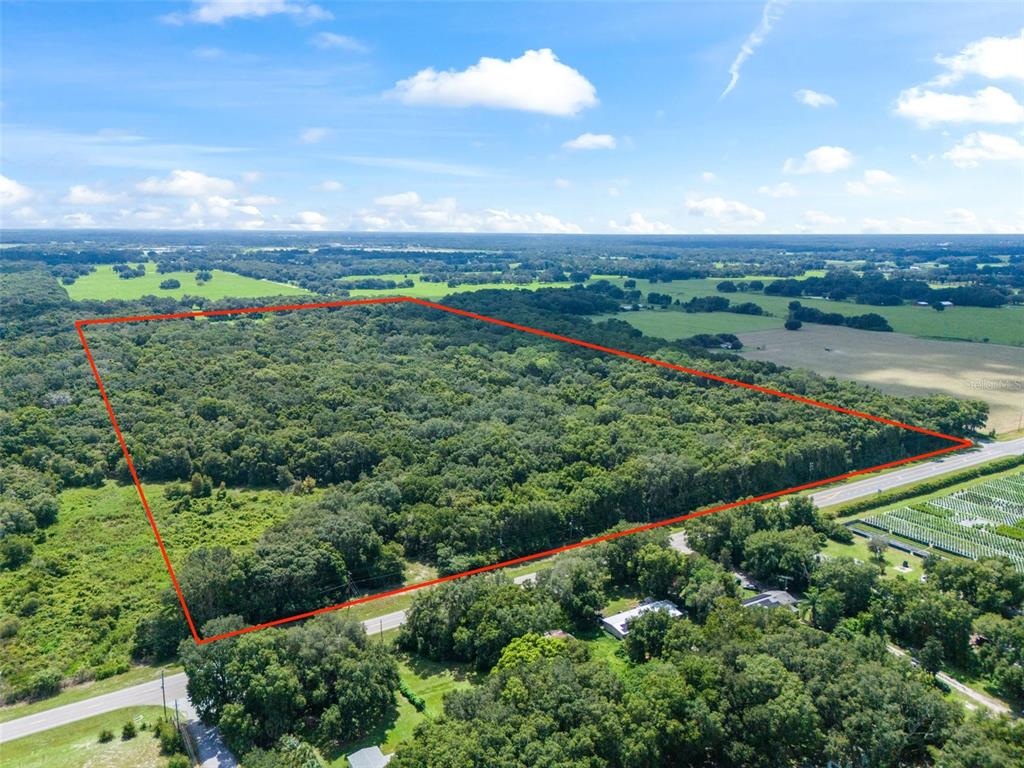 3448 CR 567, CENTER HILL, FL — photo 2 of 3