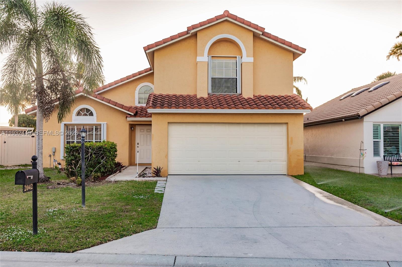 2042 Cross Breeze Dr, Wellington FL 33414