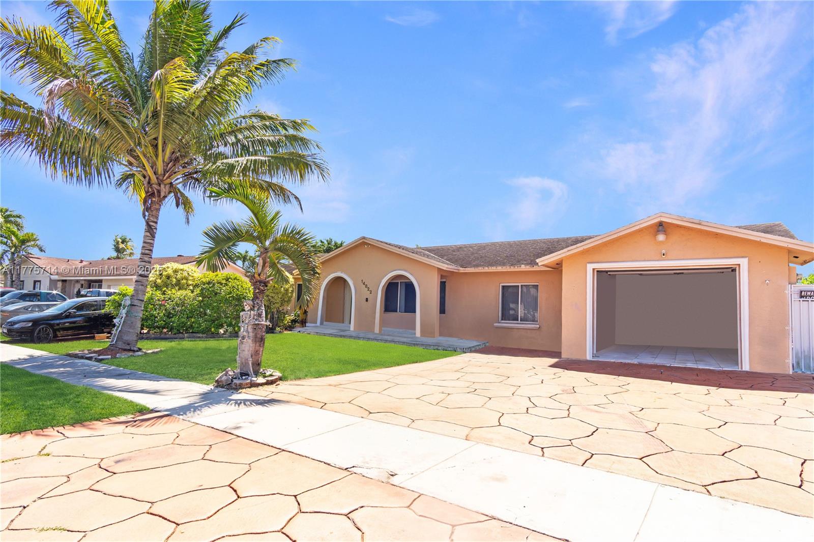 14822 SW 69th St, Miami FL 33193