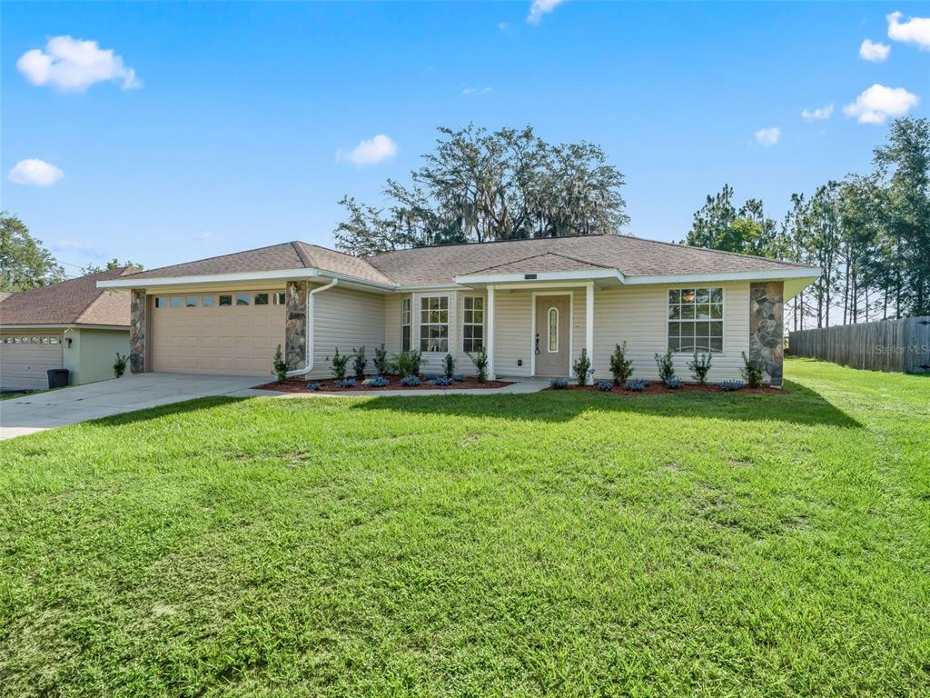 13383 SE 102ND COURT, BELLEVIEW, FL — photo 2 of 30
