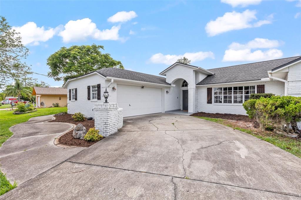 33 FISCHER LANE