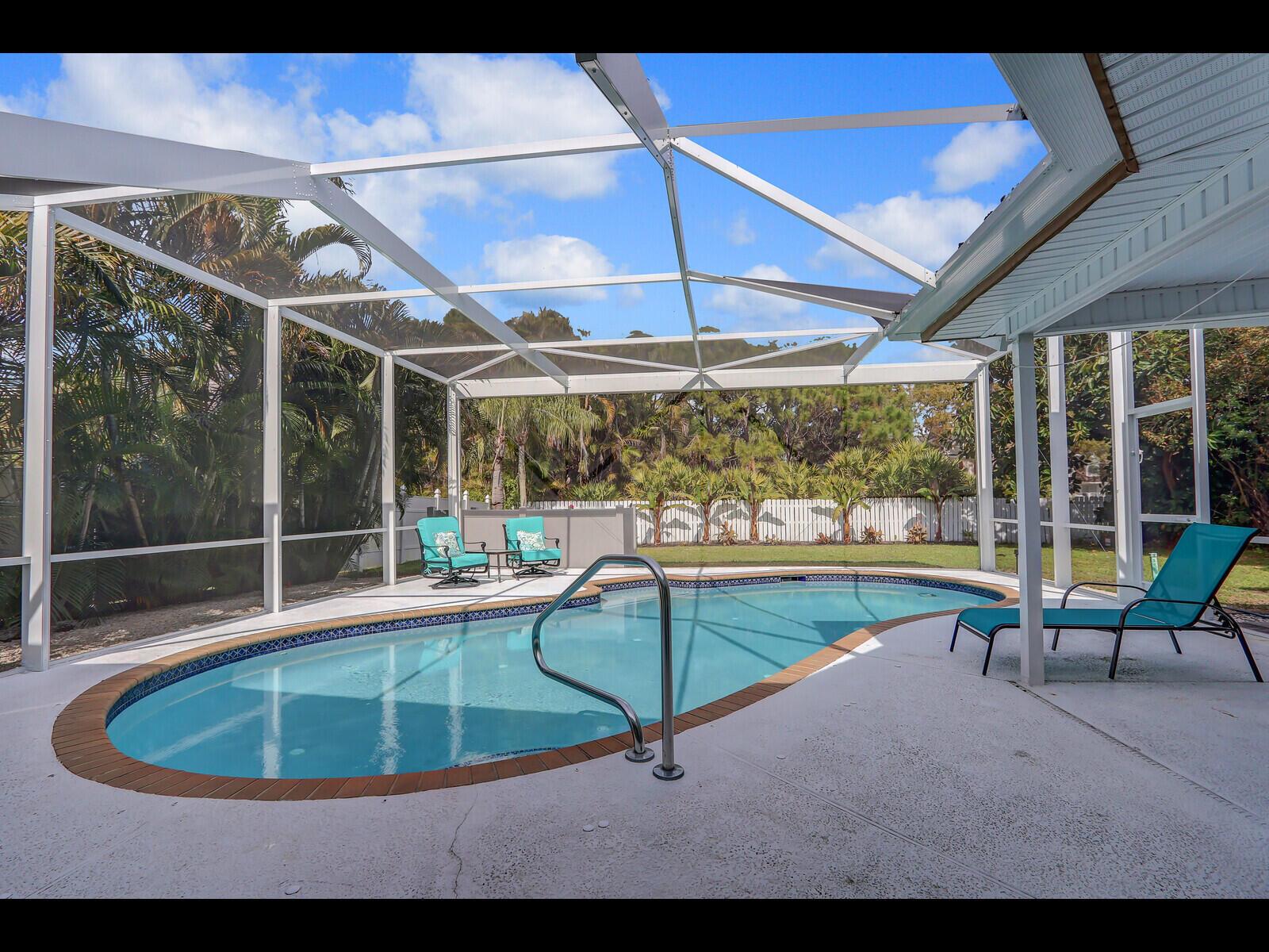 609 Oak Terrace, Jupiter FL 33458