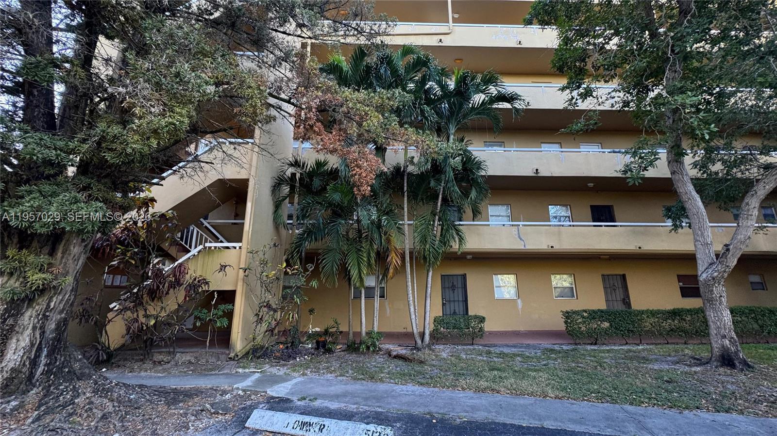 4111 Stirling Rd # 102, Dania Beach FL 33314