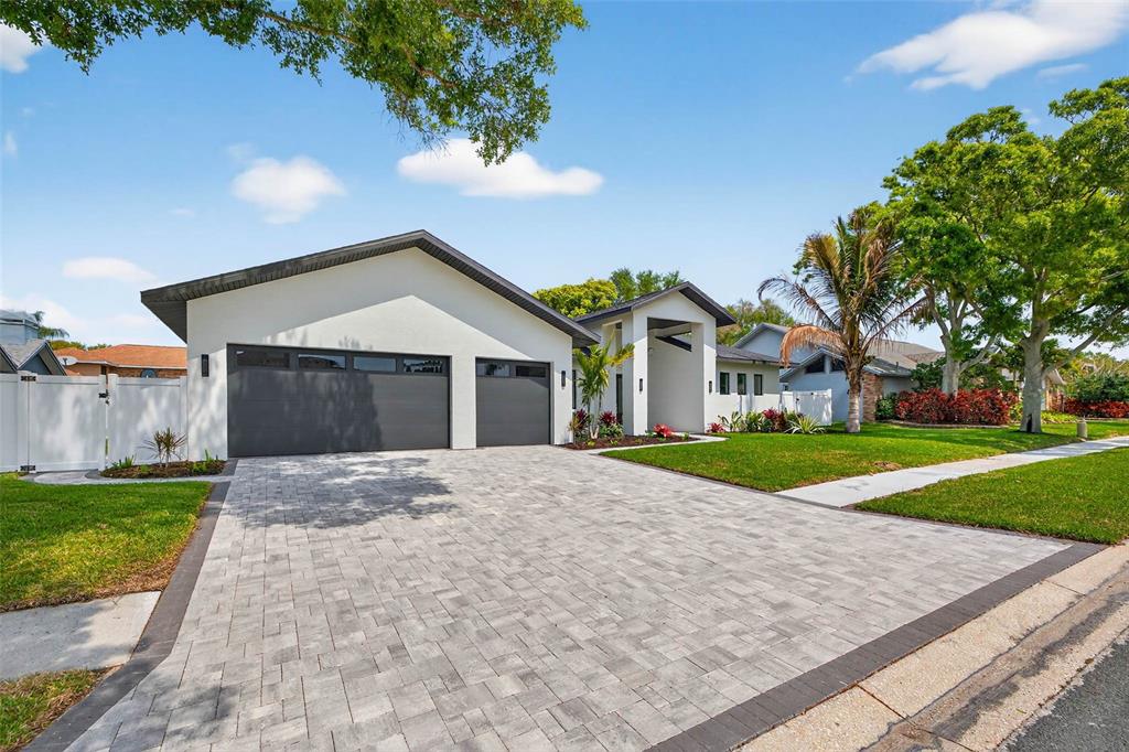 14447 MARK DRIVE, LARGO, FL — photo 2 of 30