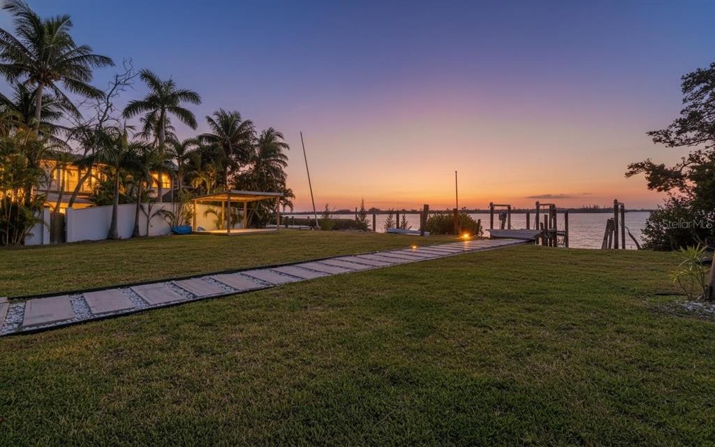 10218 46TH AVENUE W, BRADENTON, FL — photo 2 of 30