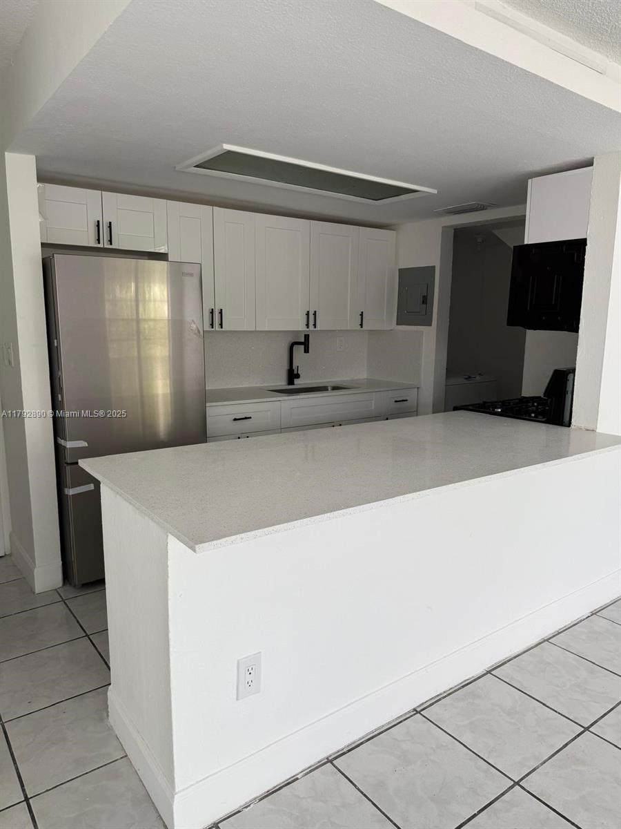 1350 W 53rd St # 33, Hialeah FL 33012