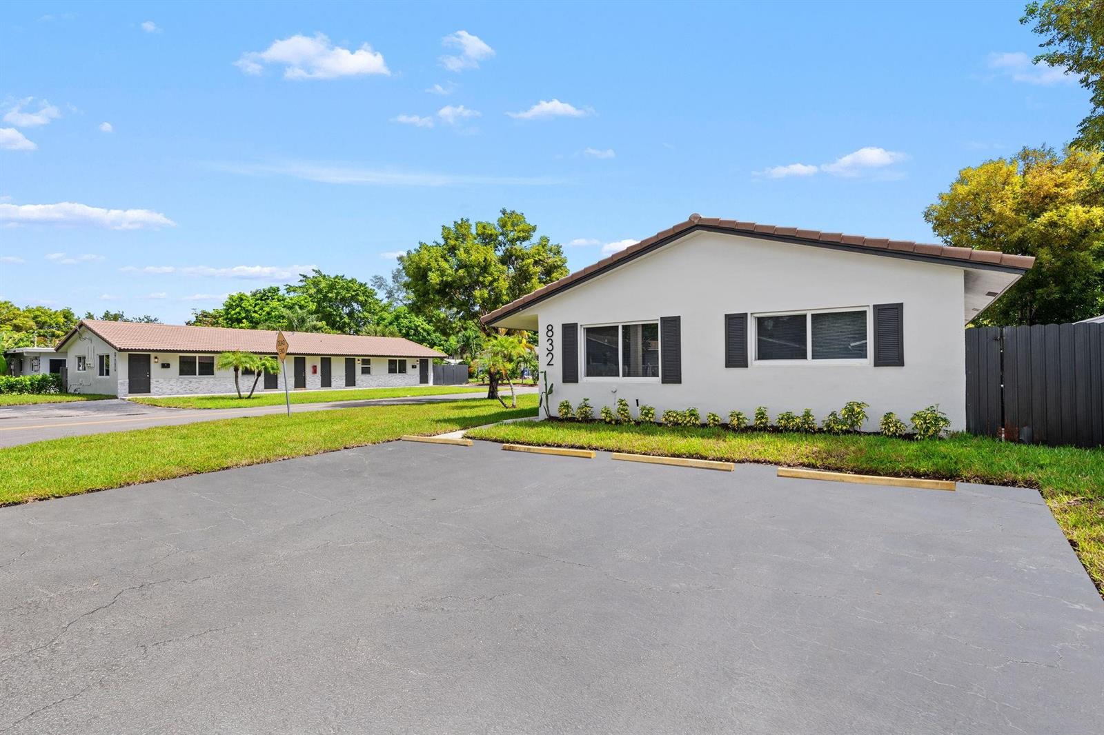 832 NE 12th Avenue # 1, Pompano Beach FL 33060