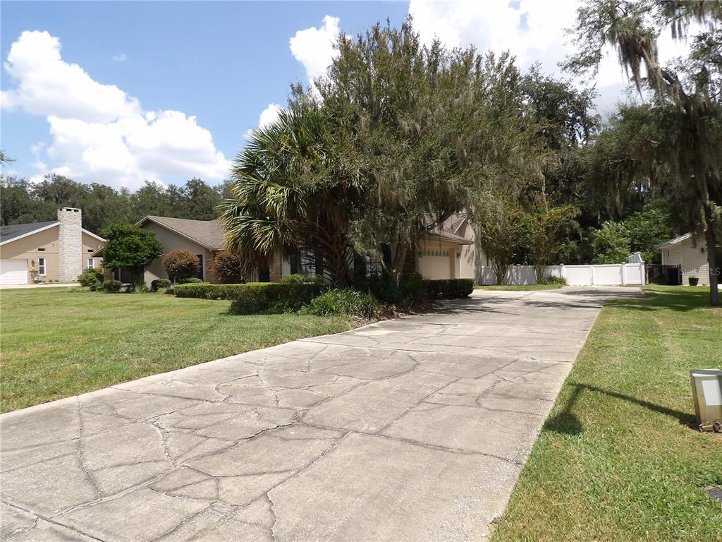 6282 FORESTWOOD DRIVE E, LAKELAND, FL — photo 4 of 30