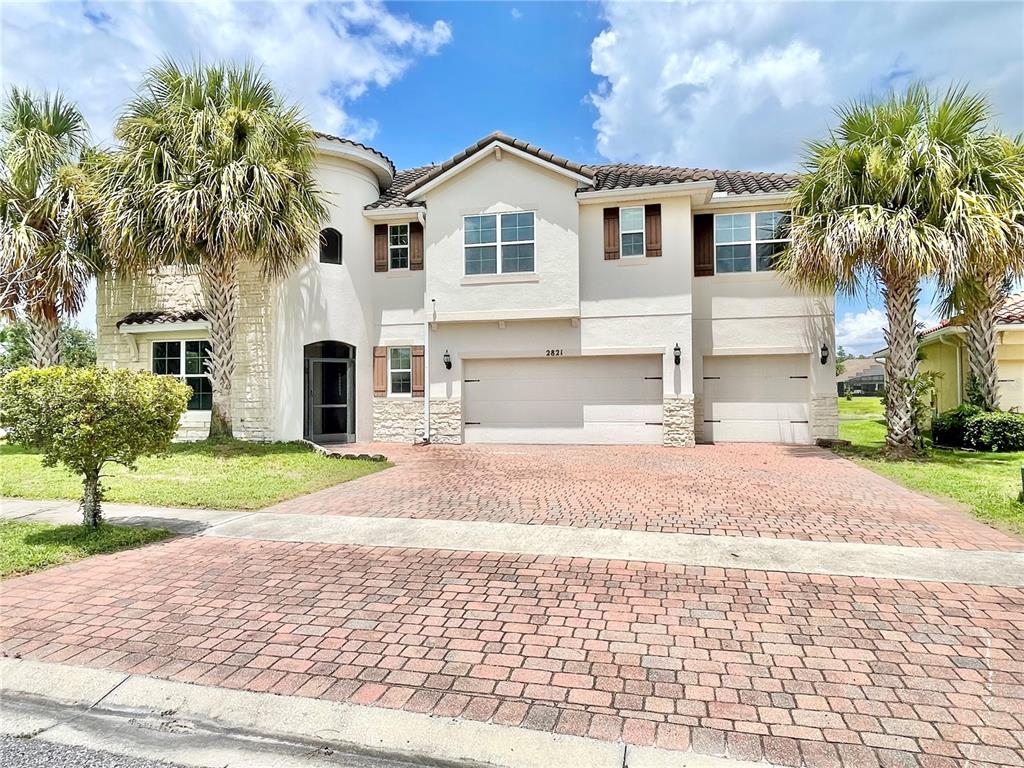 2821 RIALTO COURT