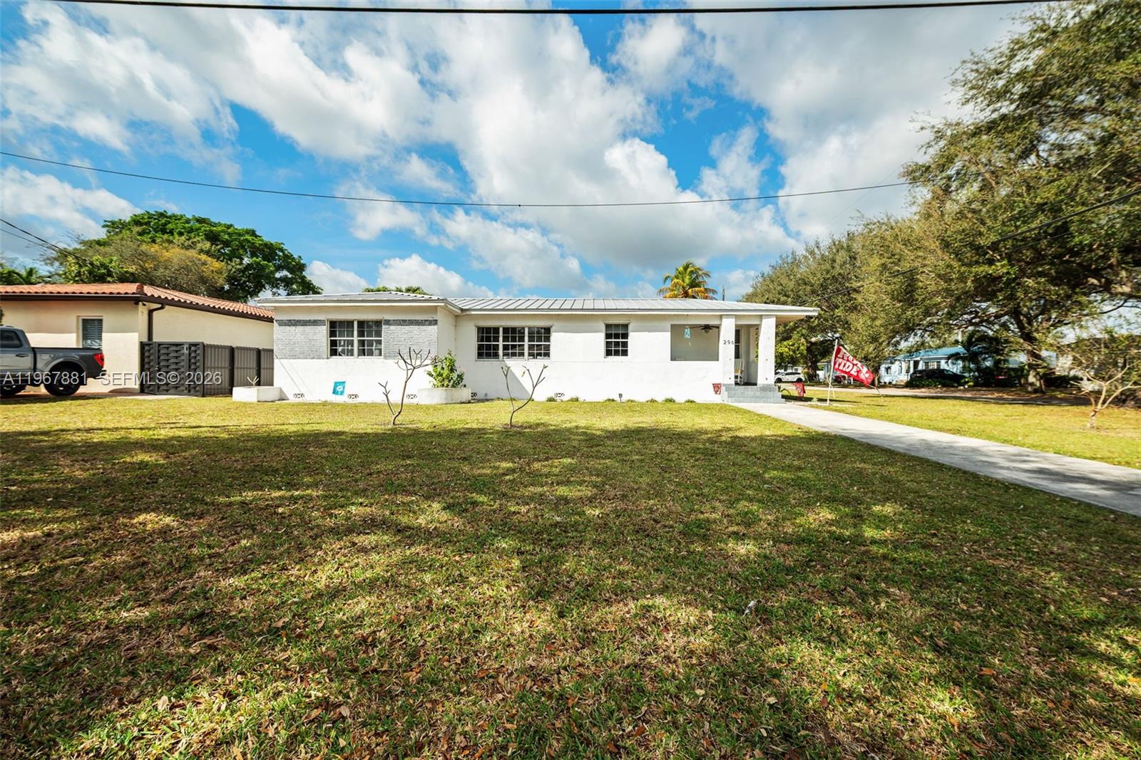 296 Navajo St, Miami Springs FL 33166