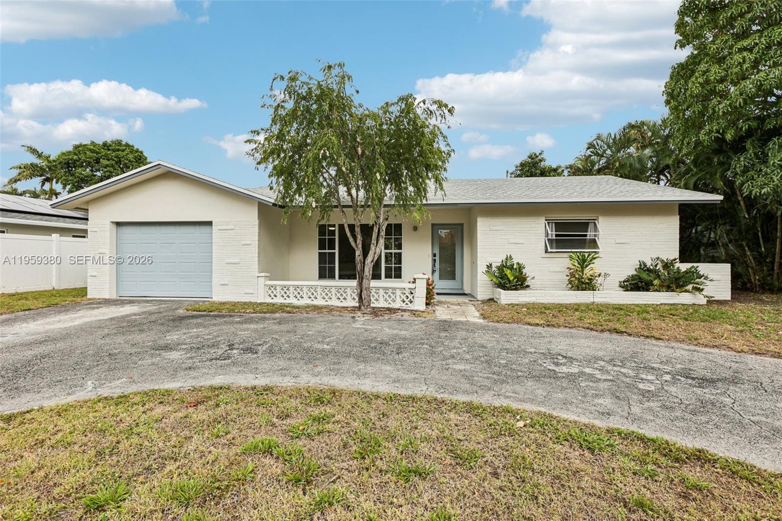 2720 NE 25th Ter, Boca Raton FL 33431