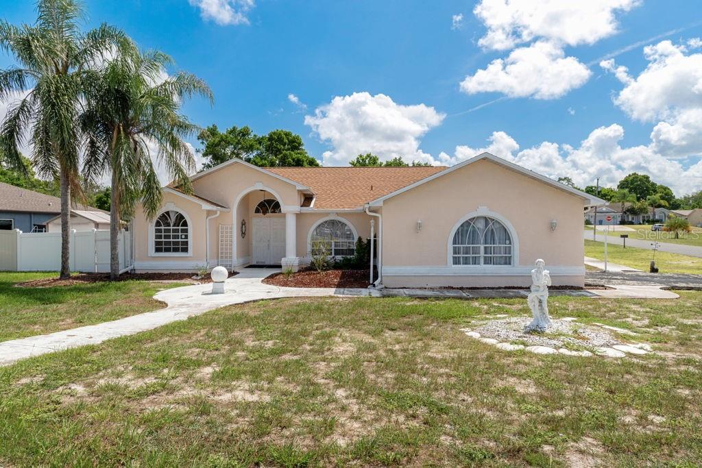 11081 FELL STREET, SPRING HILL, FL — photo 5 of 30