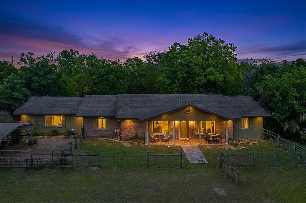 1616 CHAMPAGNE ROAD