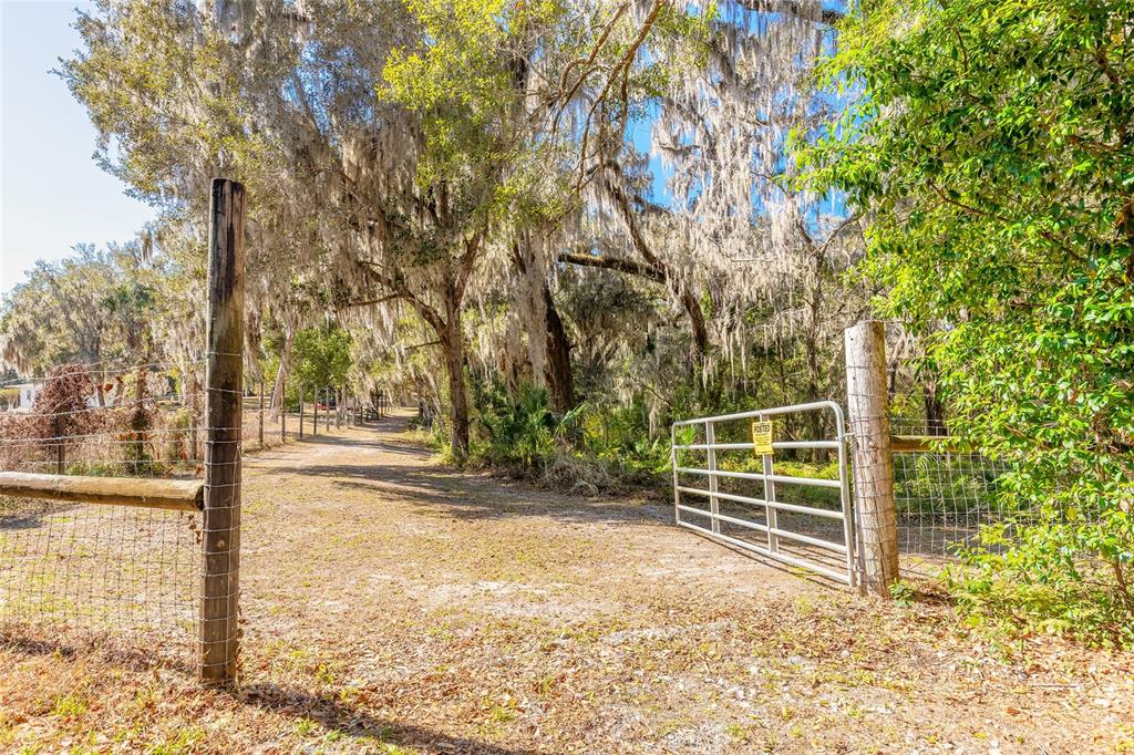 2095 STONE ROAD