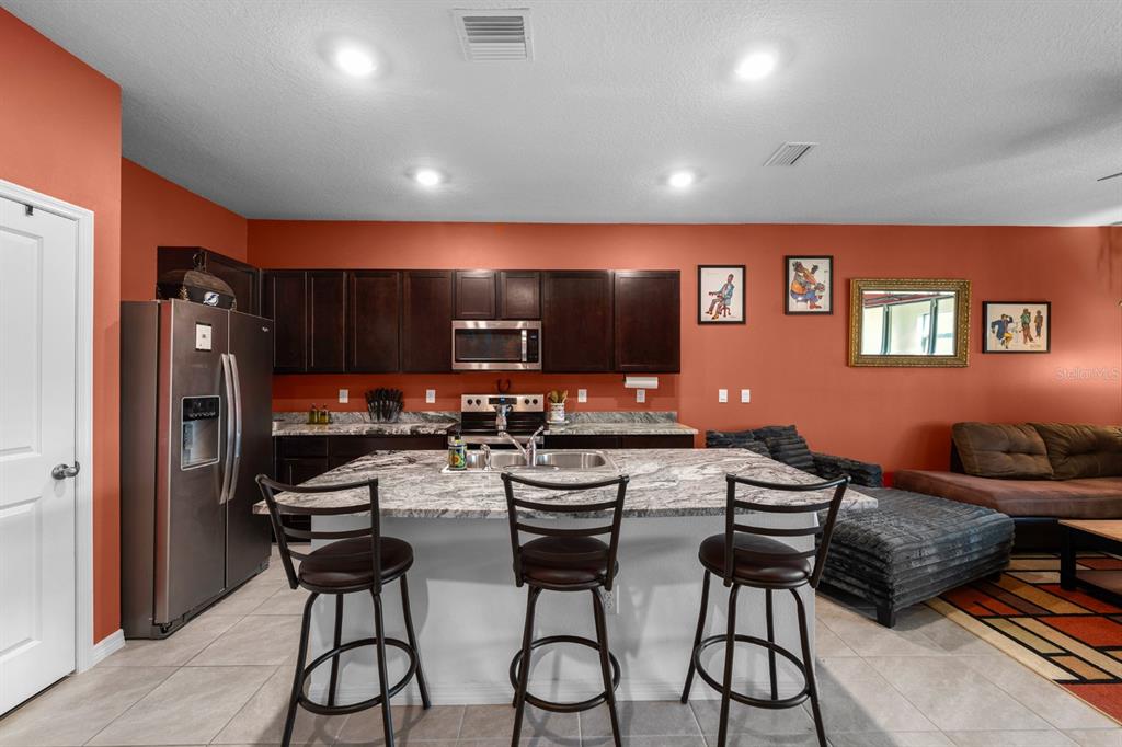 9248 ROCK HARBOUR WAY, TAMPA, FL — photo 4 of 29