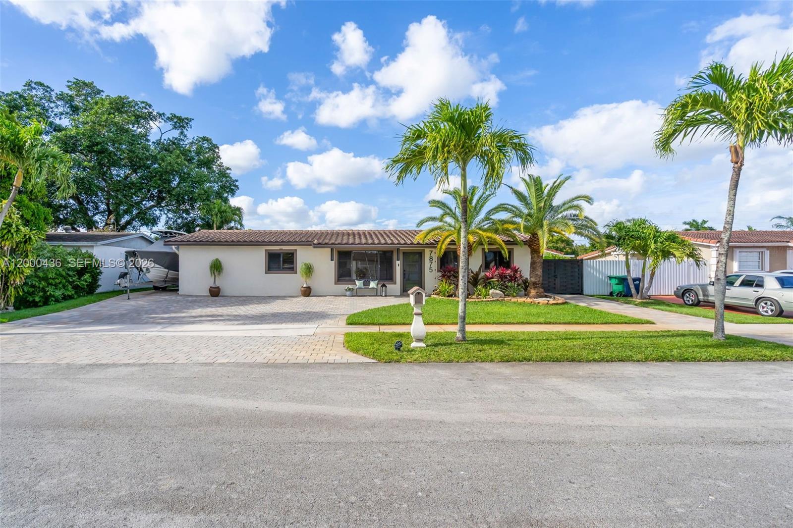 7875 NW 174th Ter, Hialeah FL 33015