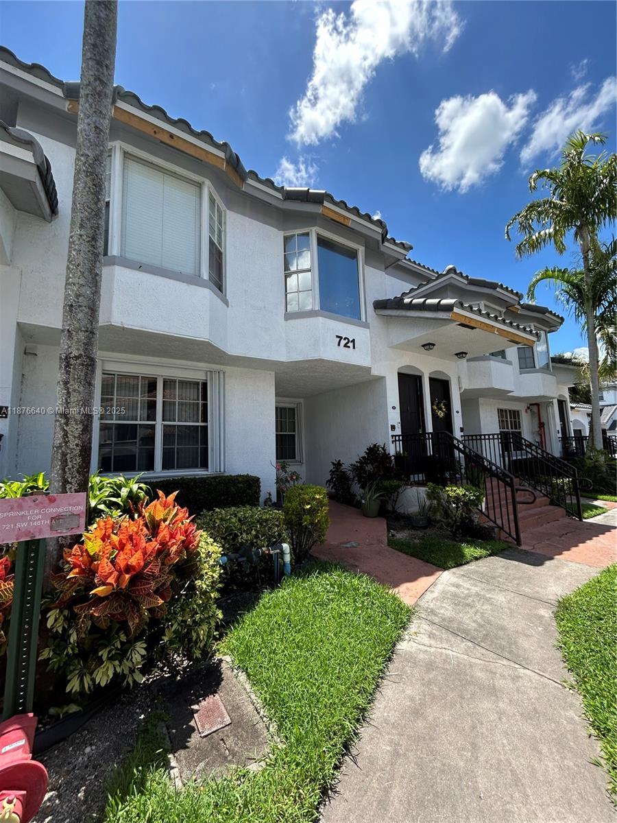 721 SW 148th Ave # 305, Sunrise FL 33325