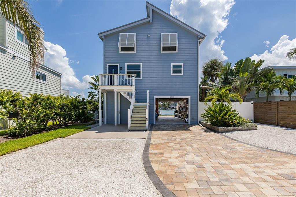 2501 BAY BOULEVARD, INDIAN ROCKS BEACH, FL — photo 2 of 30