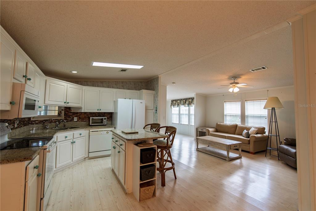 23 BRINK AVENUE, PUNTA GORDA, FL — photo 3 of 25