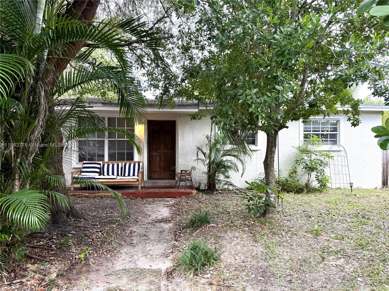 3611 SW 36th St, West Park FL 33023