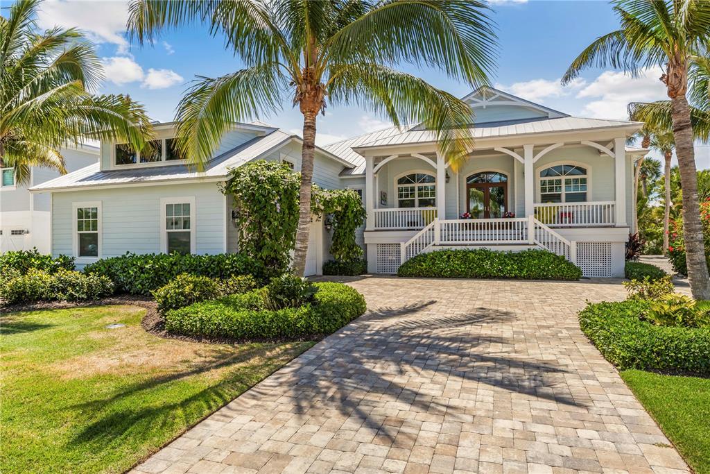 250 SEABREEZE COURT