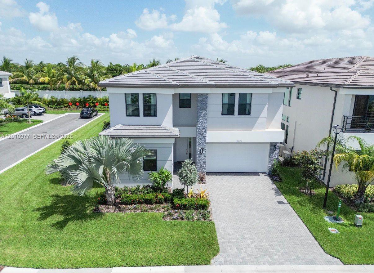 8151 Laurel Falls Dr, Boca Raton FL 33496