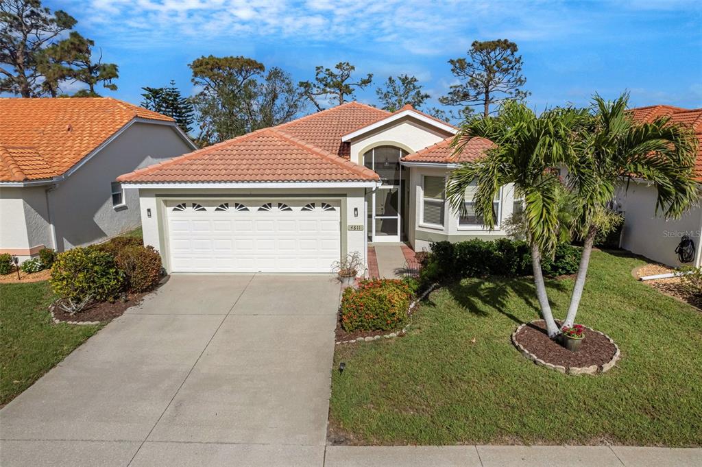 4811 SUMMERTREE ROAD