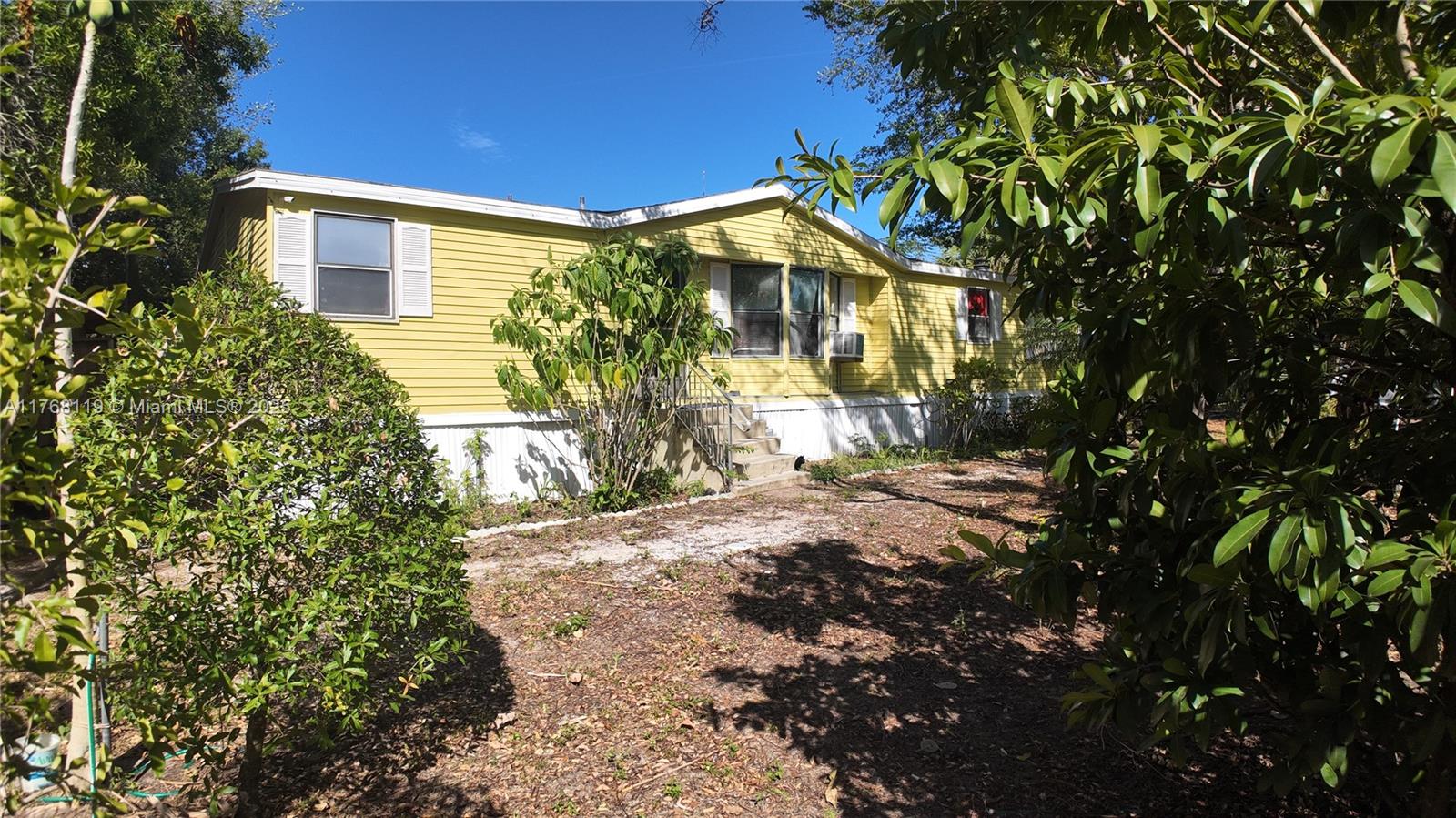451 montura, Clewiston FL 33440